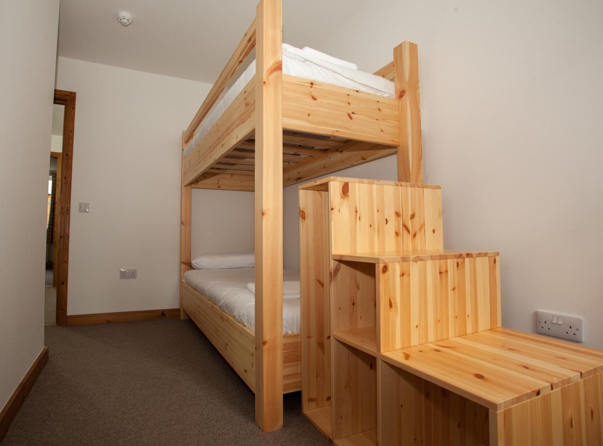 Black Isle Bar & Rooms Инвернесс Экстерьер фото
