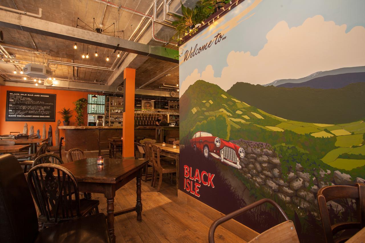Black Isle Bar & Rooms Инвернесс Экстерьер фото