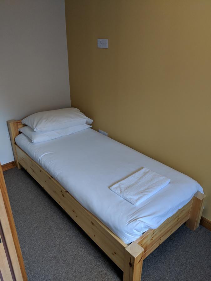 Black Isle Bar & Rooms Инвернесс Экстерьер фото